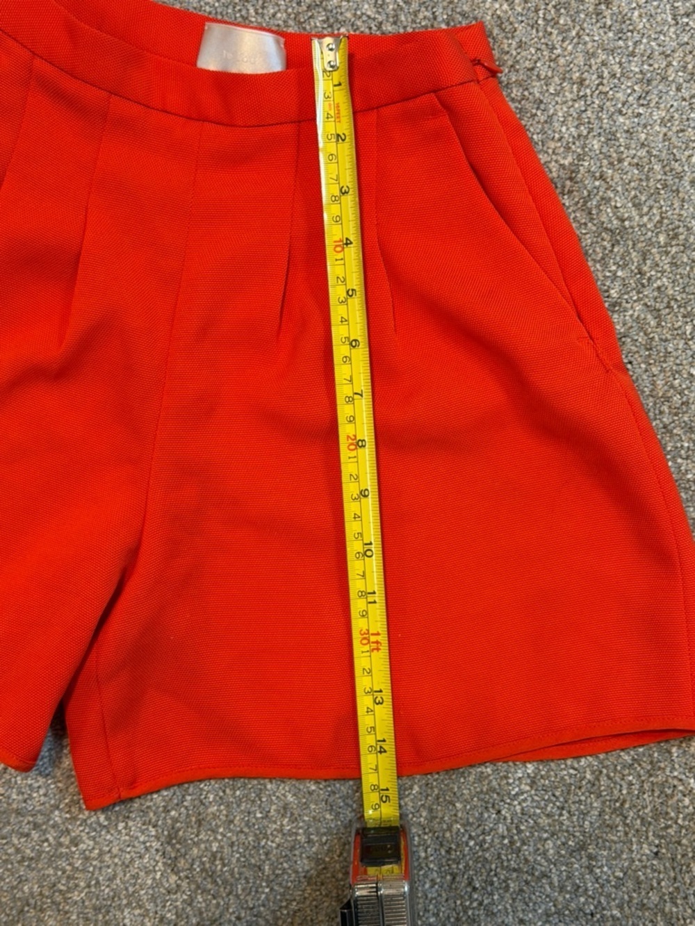 Aritzia Wilfred Red High Waisted Pleated Shorts Size 00 - Picture 5 of 6